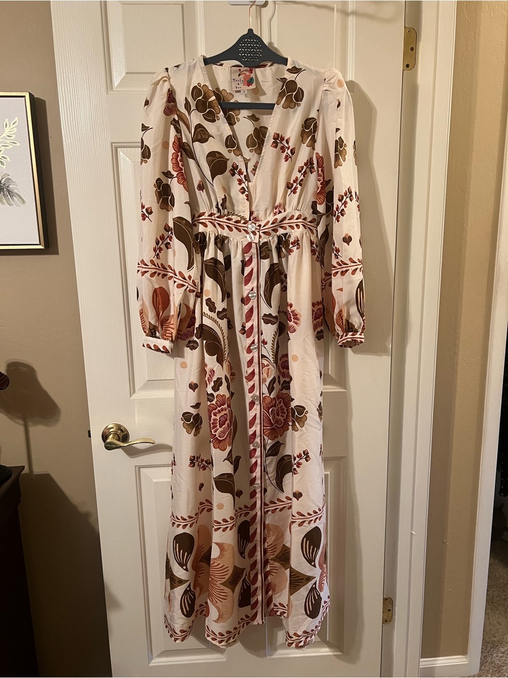 NWOT Truly 4 You Multi Color Floral Print Maxi Dress Farm Rio Inspired SZ Small